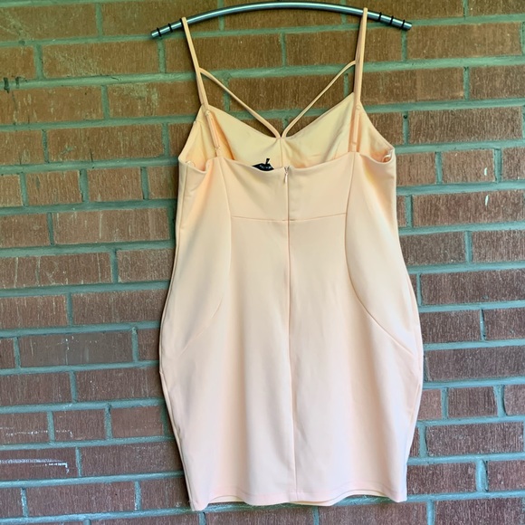 NWOT! Cocktail Dress - Picture 3 of 4